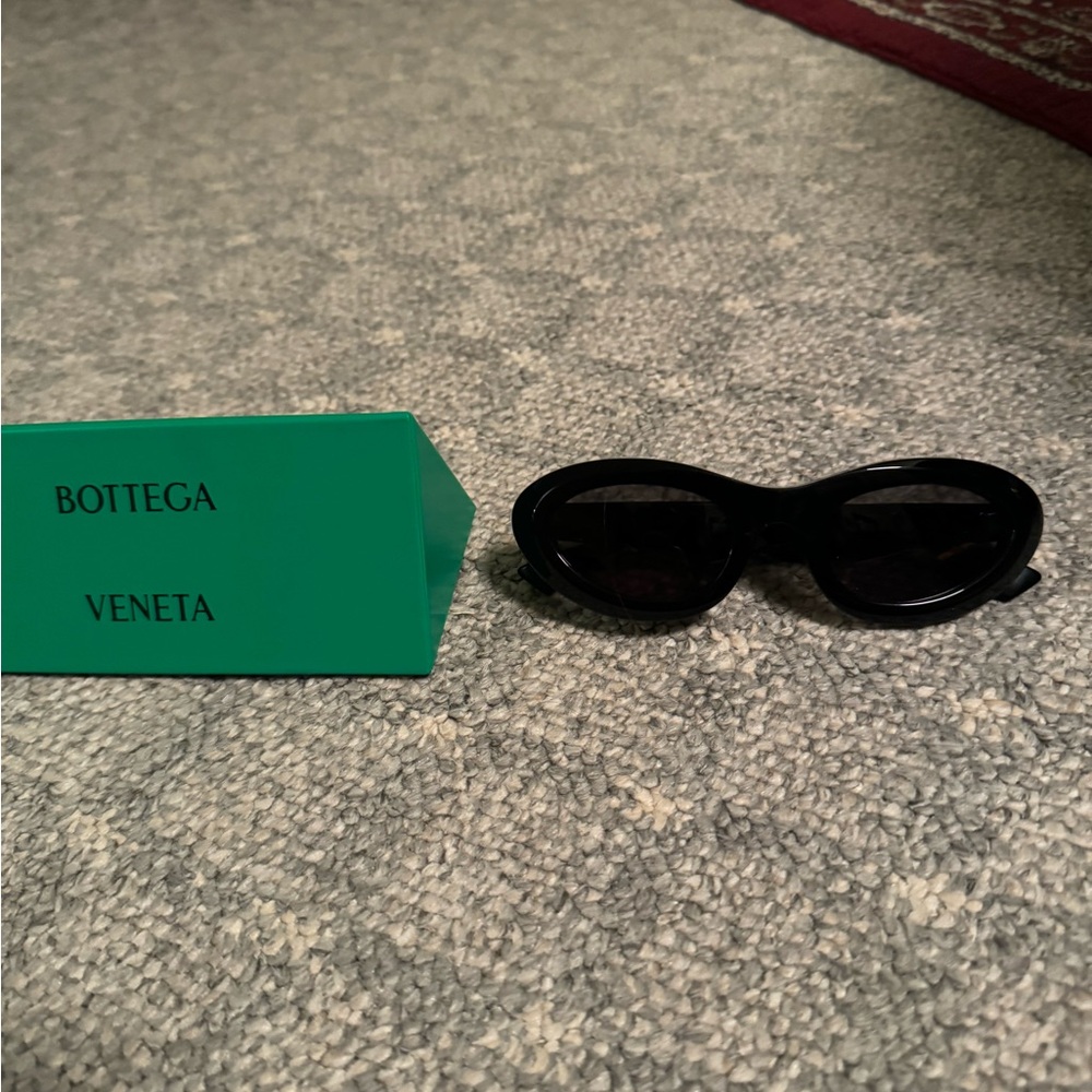 Bottega Veneta Black Oval Sunglasses